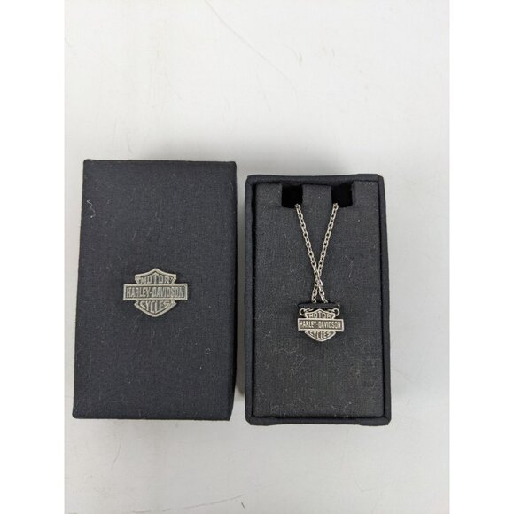 HARLEY DAVIDSON 925 STERLING TWO SIDED CRYSTAL BAR & SHIELD MOTORCYCLE NECKLACE - Picture 1 of 16